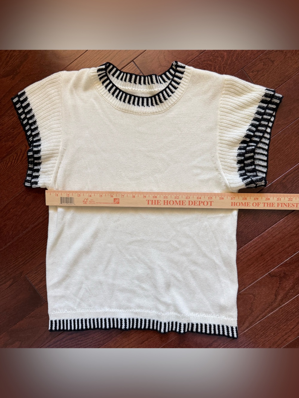 White and Black Short Tiered Sleeve Knit Top Women’s Size M NWOT Unbranded - Picture 5 of 6